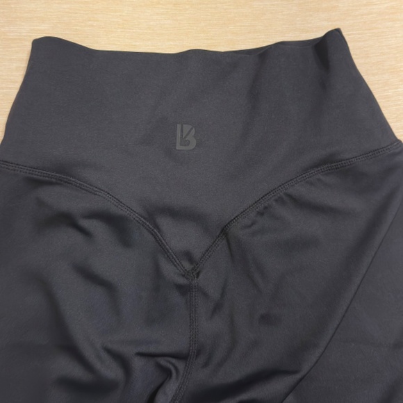 BuffBunny Leggings - Size S - Picture 4 of 4